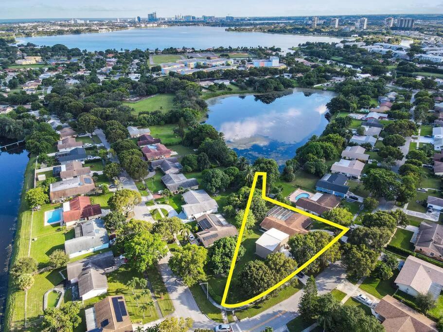 Tropical Beach & Lakefront Home West Palm Beach Exterior foto